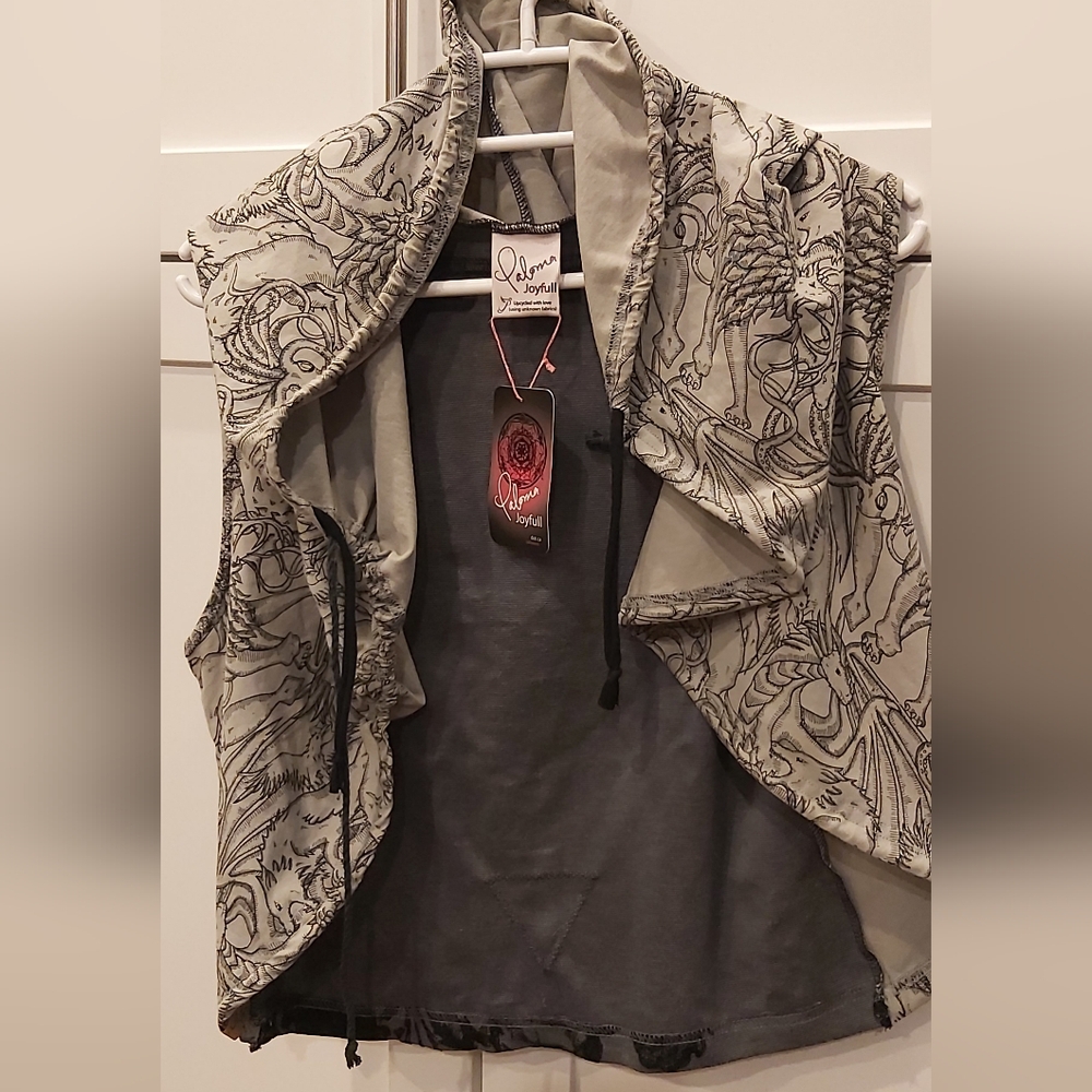 NEW Paloma Joyfull hooded vest